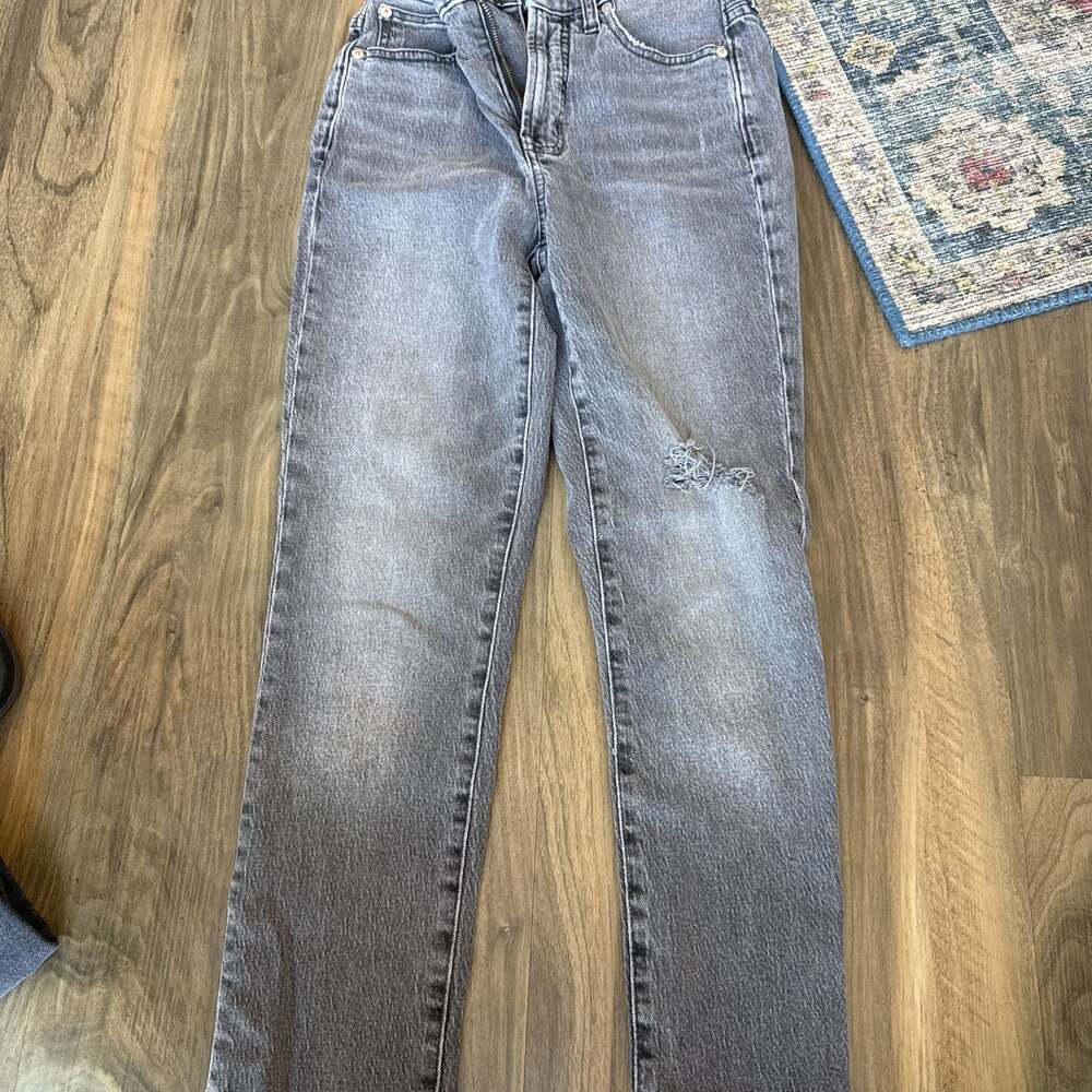 Madewell The Perfect Vintage Jean in Lunar Wash - Picture 2 of 5